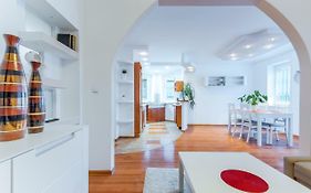 Apartament na starowce